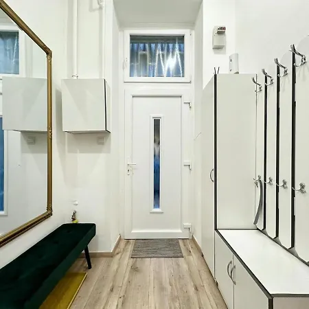 Ati'S Home - Downtown 2 Bedroom Apartment Budapest Exterior photo